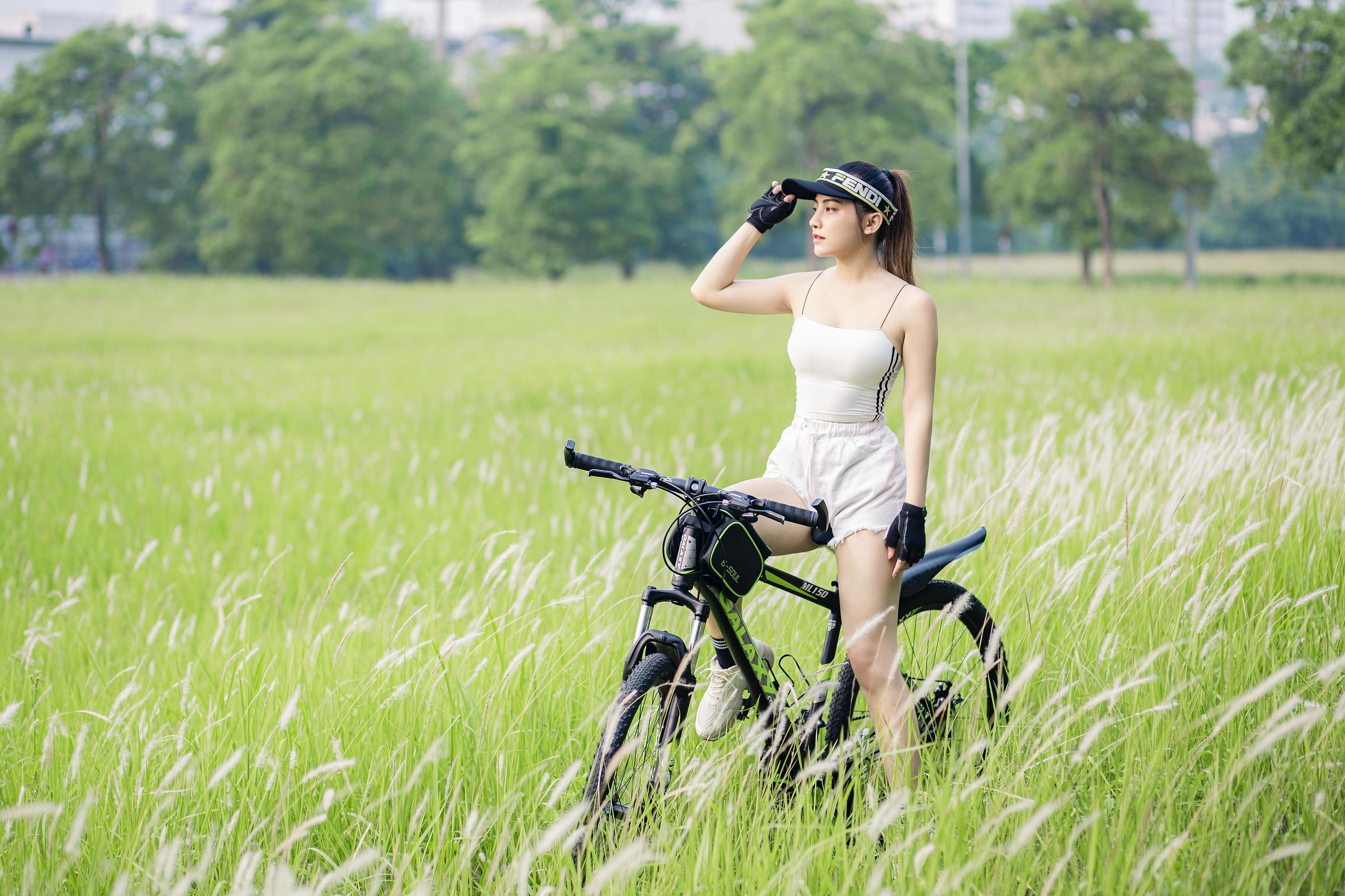 单车少女的夏日踏青骑行日记 相关图册