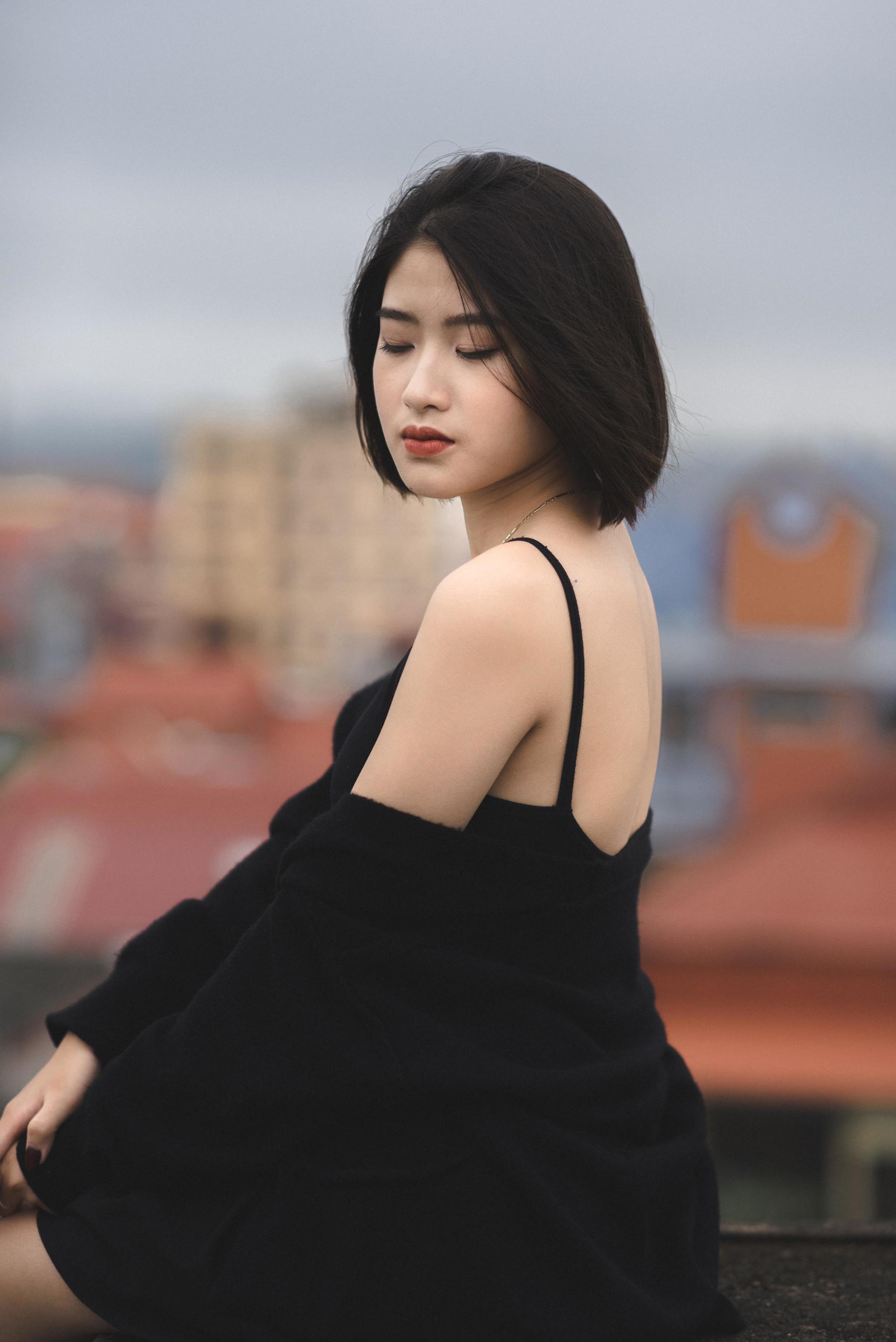 一袭黑裙,精致与性感,倾城之容 相关图册