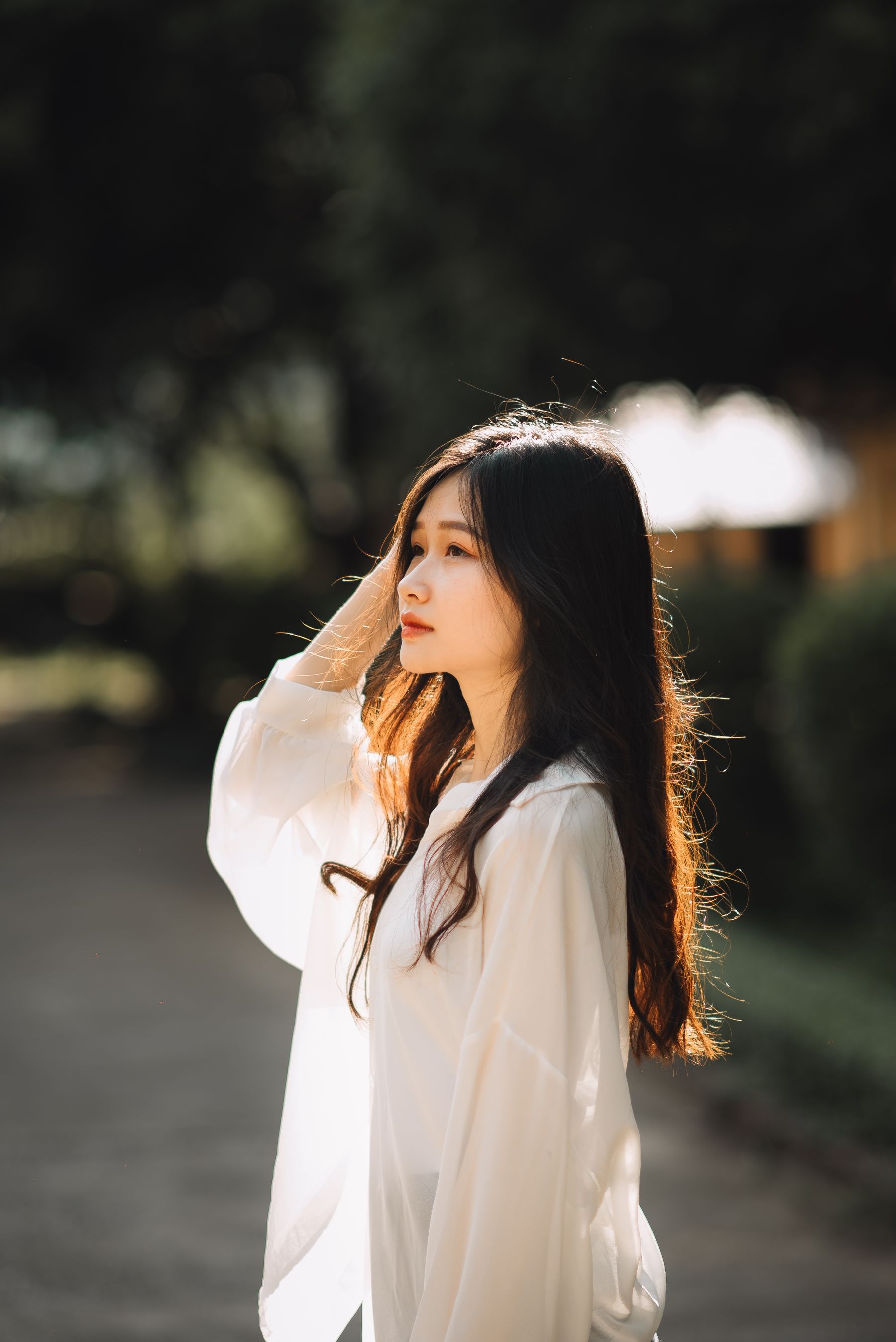 穿白衬衫的女士,恰似清新的诗篇 相关图册