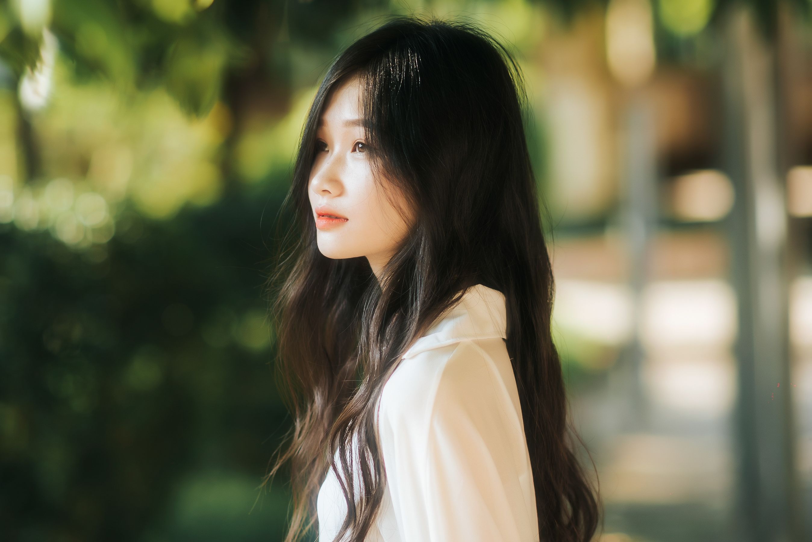 穿白衬衫的女士,恰似清新的诗篇 相关图册