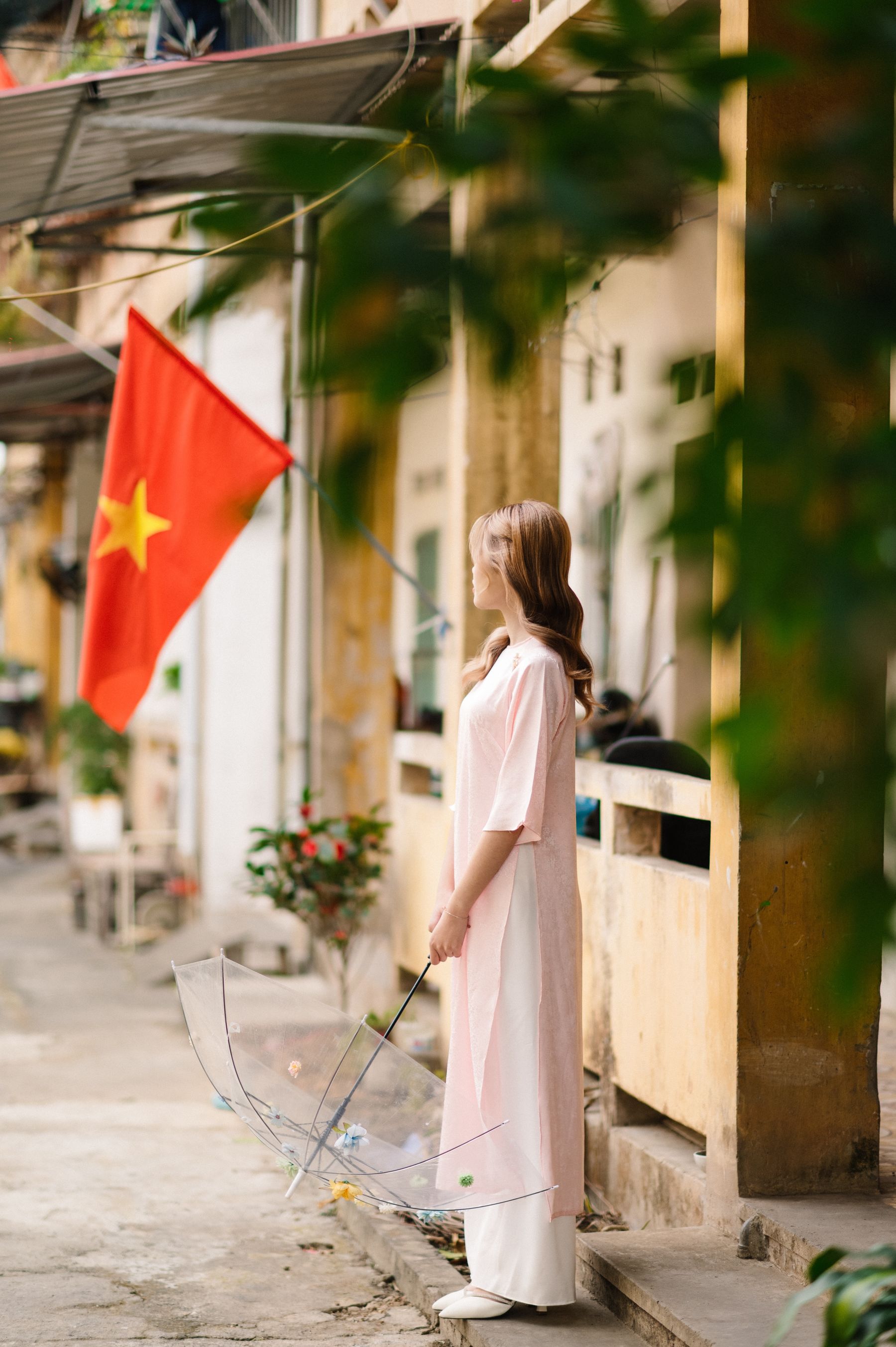 甜美又时尚樱花粉长裙,轻盈飘逸 相关图册