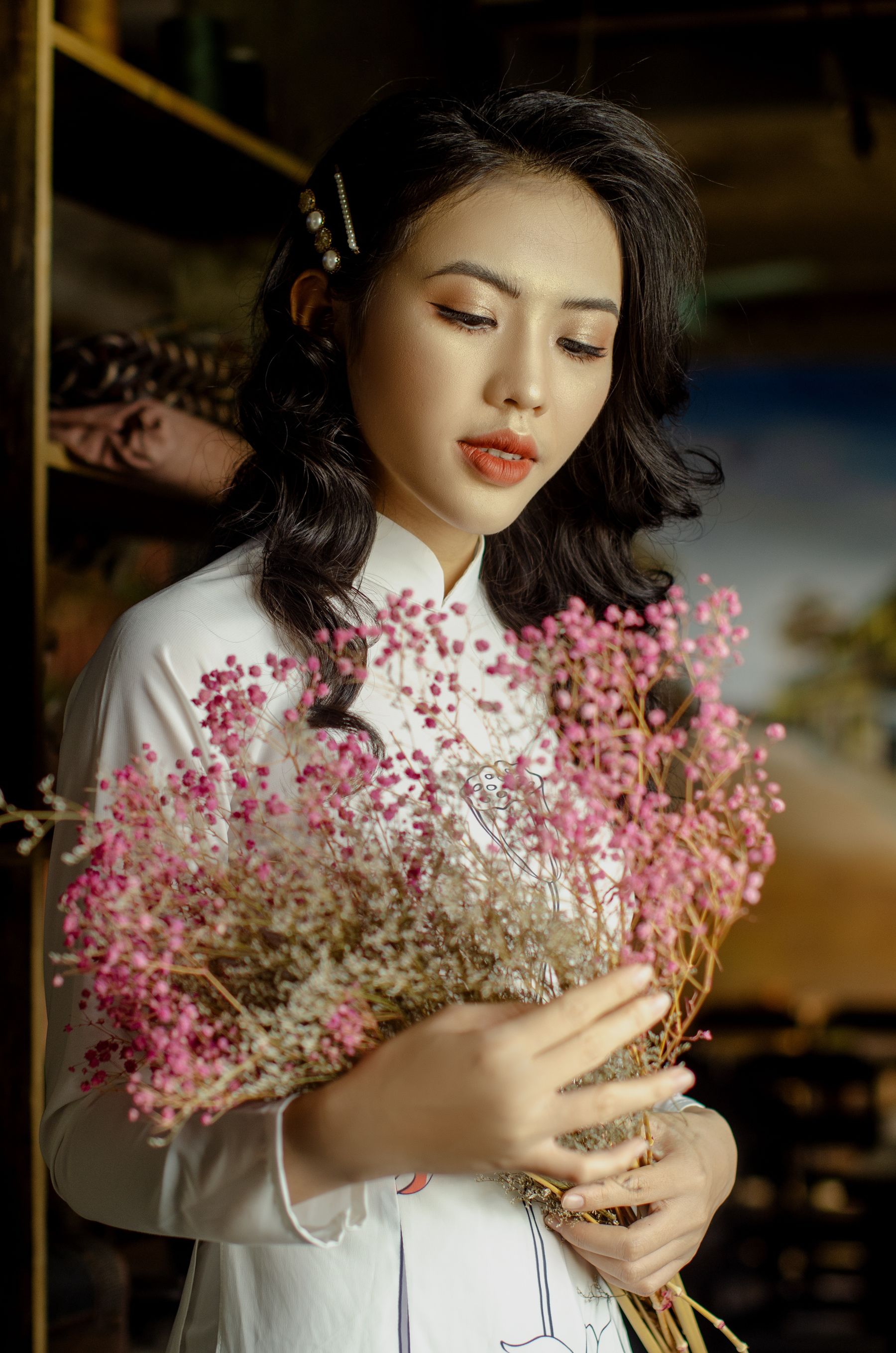 旗袍轻绣荷花香,优雅绽放夏日长 相关图册